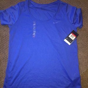 Women’s Nike Dri-fit T-shirt